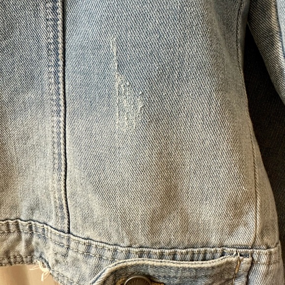 Copper Key Jean Distressed Jacket - Picture 11 of 14